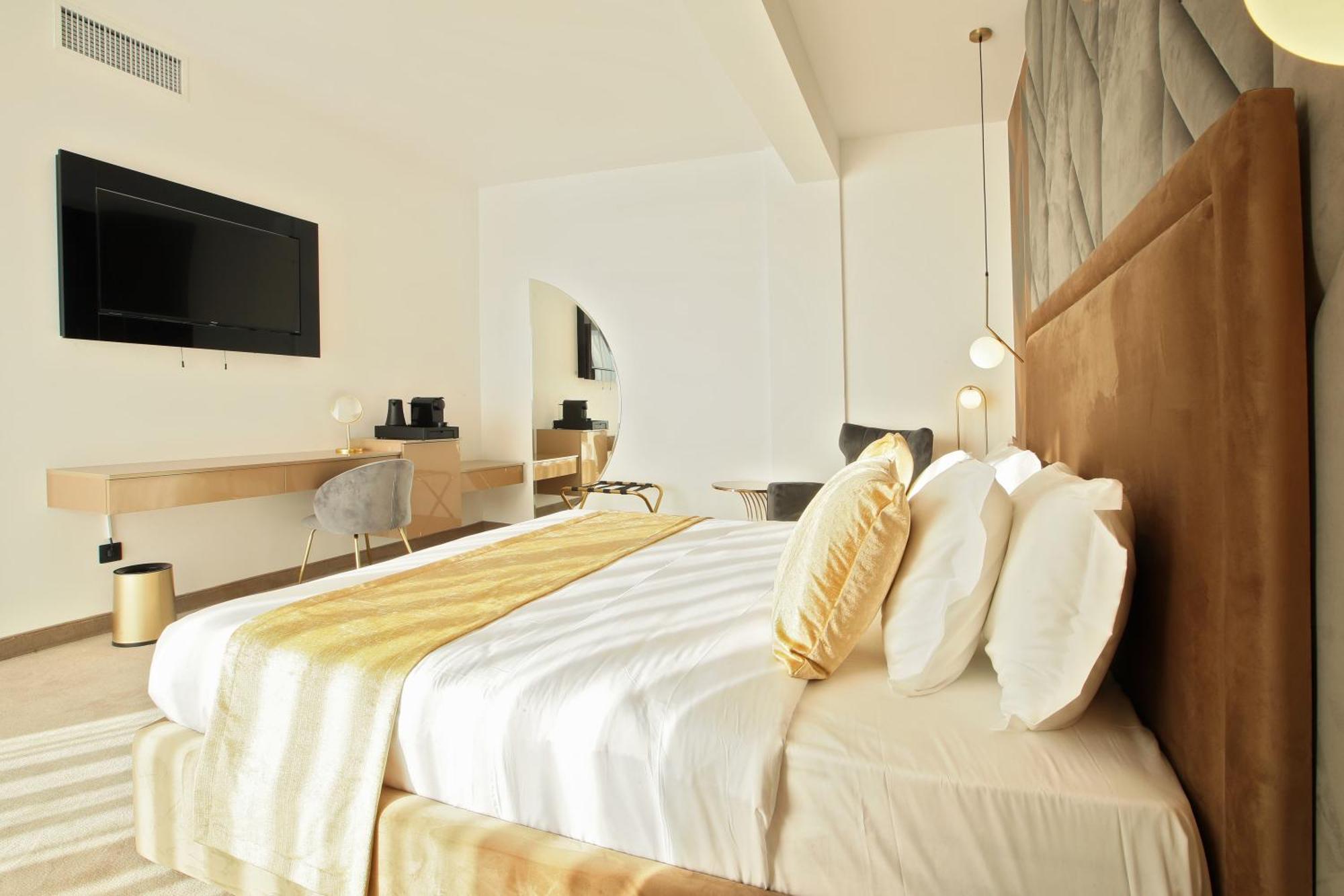 Hotel Artemis Oradea Eksteriør billede